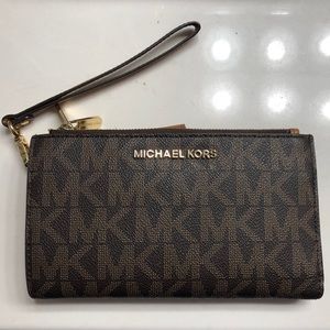 Michael Kors Wristlet
